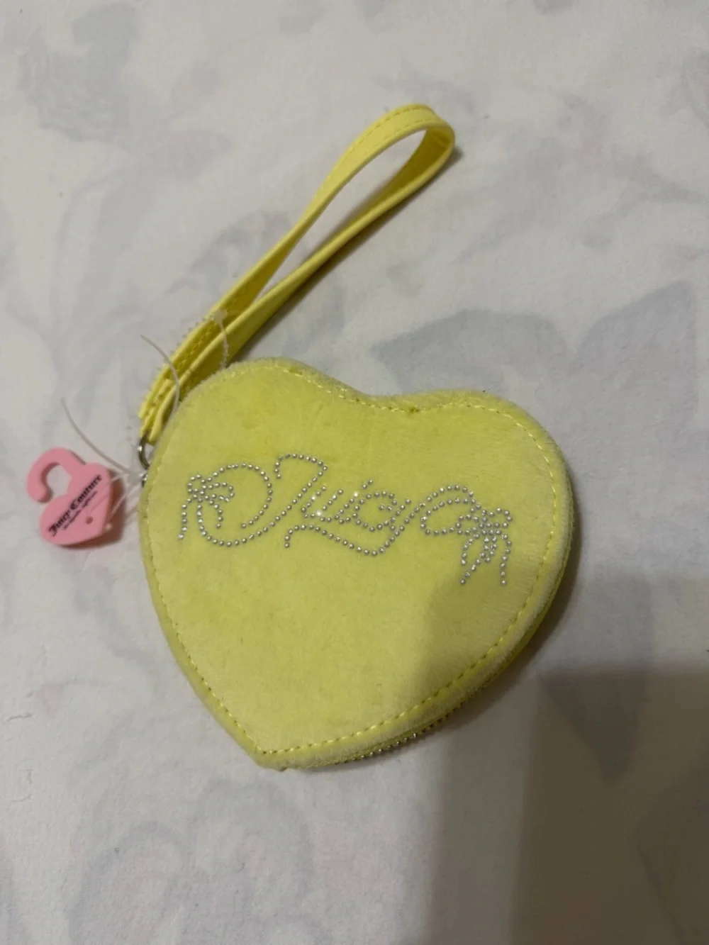 JUICY COUTURE PLUSH WRISTLET